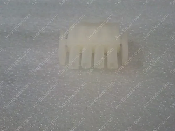 1-480702-0 | TE CONNECTIVITY/AMP 1-480702-0 CONNECTOR, PLUG HOUSING, 4POS, 6.35MM - Image 2