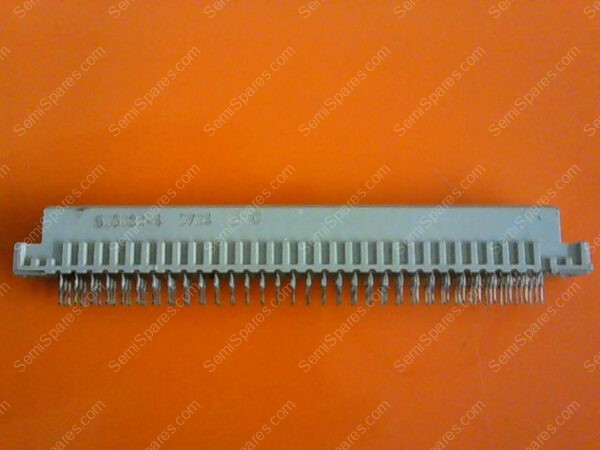 535032-4 | TE CONNECTIVITY EUROCARD SERIES 96 WAY 2.54MM PITCH, TYPE C CLASS C2, 3 ROW, STRAIGHT DIN 41612 CONNECTOR, SOCKET - Image 4
