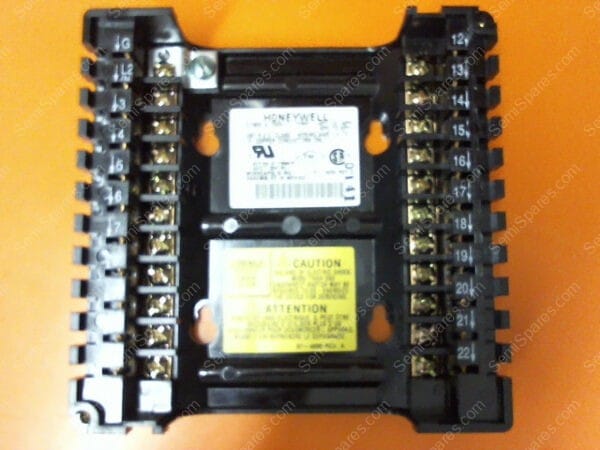 XX-7910-00 | UNIVERSAL WIRING SUBBASE, PANEL MOUNT
