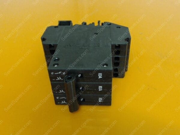 670-093210-100 | CIRCUIT BREAKER,250VAC,3 POLE - Image 3