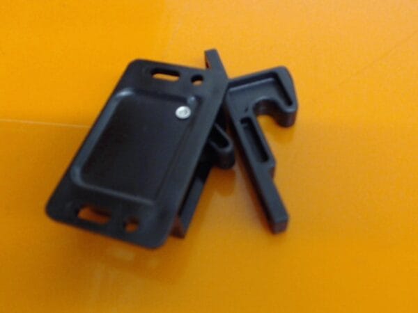 790-094433-001 | CATCH,DOOR,SPRING LOADED - Image 7