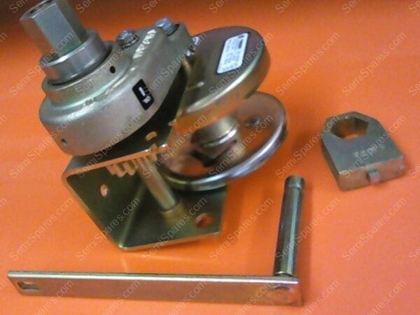 790-061666-001 | WINCH, THERN HAND W/BRAKE - Image 5