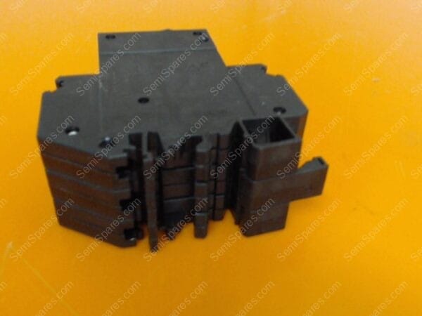 670-093210-100 | CIRCUIT BREAKER,250VAC,3 POLE - Image 4