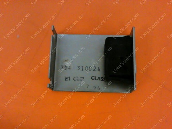 714-310024-002 | BRKT,COV,UPR,CTR,APM - Image 2