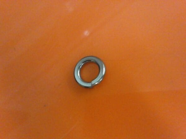 61866232 | SS LOCK WASHER - NO. 10 - Image 2