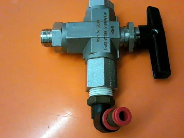 8F-B8XJ2-SSP | PARKER 8F-B8XJ2-SSP THREE-WAY BALL VALVE - Image 4
