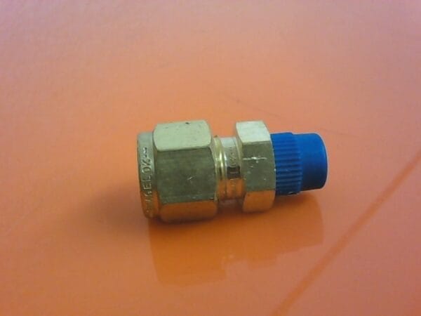 920-092129-007 | FTG,CONN,TUBE TO PIPE,BRS,3/8 - Image 2