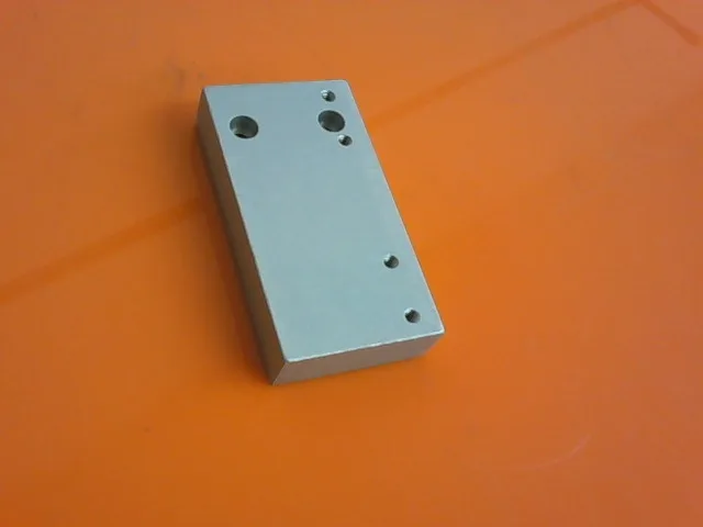 715-170167-001 | BLK,SPCR,DR SW MTG - Image 5