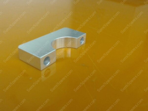 715-011522-002 | BRACKET,GAS FEED TUBE LWR - Image 3