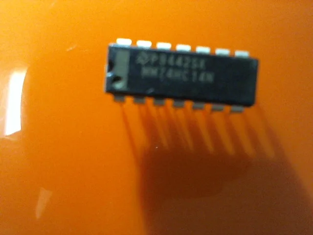 MM74HC14N | INTEGRATED CIRCUITS, INVERTER, HC/UH SERIES, 6-FUNC, 1-INPUT, CMOS, PDIP14, MM74HC14N - Image 4