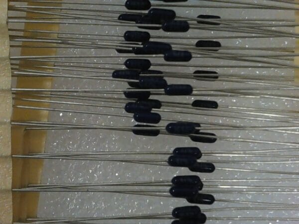 CMF503K6500FHEB | 1/4 WATT 3.65KOHMS 1% VISHAY METAL FILM RESISTORS-THROUGH HOLE - Image 2