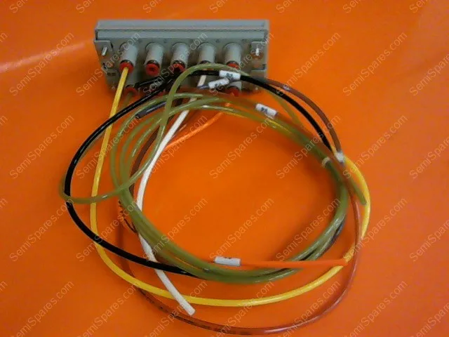 KDM10-01 | SMC KDM10-01 PBT MULTI-CONNECTOR FOR TUBING, 1/4" TUBE OD, 10 CONNECTING TUBES - Image 4