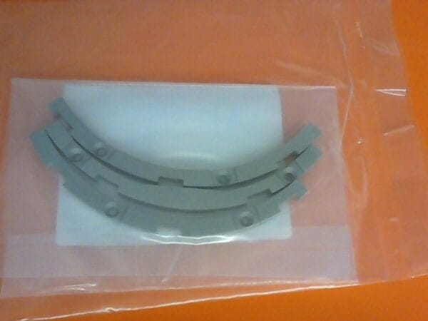 RR-3140-00 | SEGMENT SHLD,RING,MR-22403,MXB,VISH-79N,(3 PCS) - Image 2