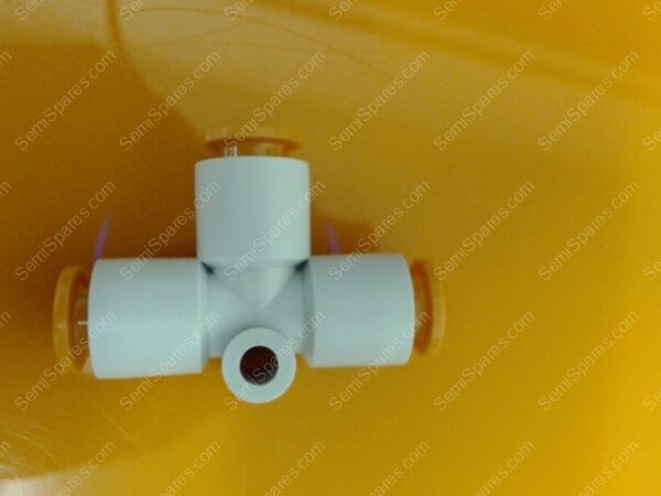 3300-03018 | FTG TEE 1/4 TUBE ONE TOUCH - Image 2