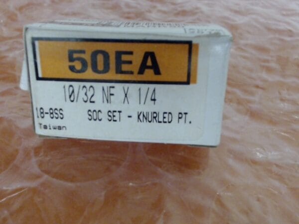 SC-3520-00 | SCREW,10-32X1/4,KNURL,93445A380, MARK 50 - Image 2