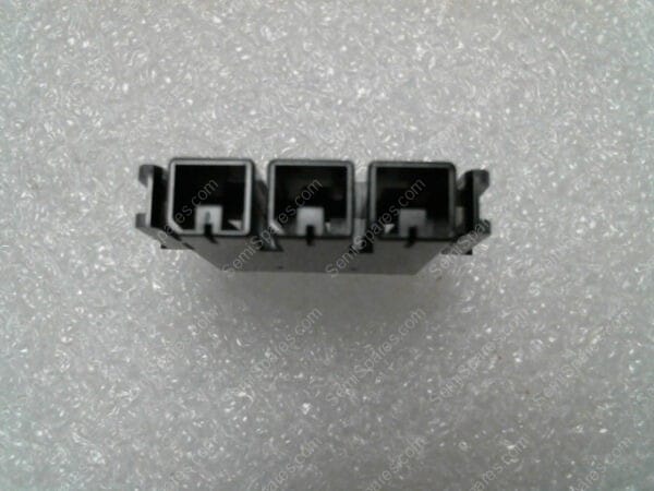 TMOU-571-5568793 | PLUG HSG AMPINNERGY - Image 3