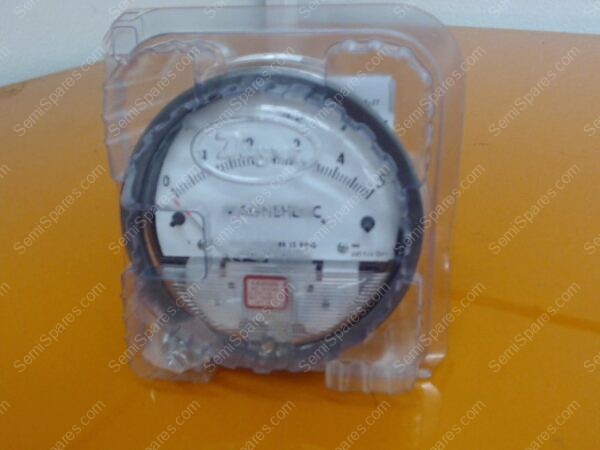 GA-1300-00 | MAGNEHELIC,0-5 INCHES WATER DWYER,# 2005 - Image 2