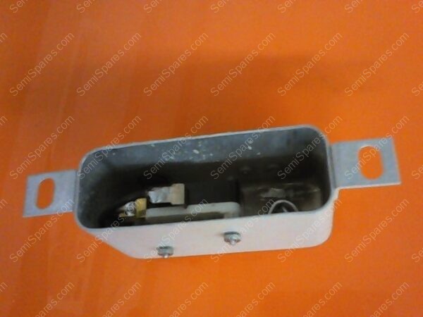 XX-9681-00 | COVER INTER LOCK,F7728001 - Image 2