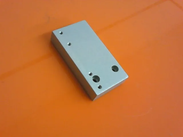 715-170167-001 | BLK,SPCR,DR SW MTG - Image 6