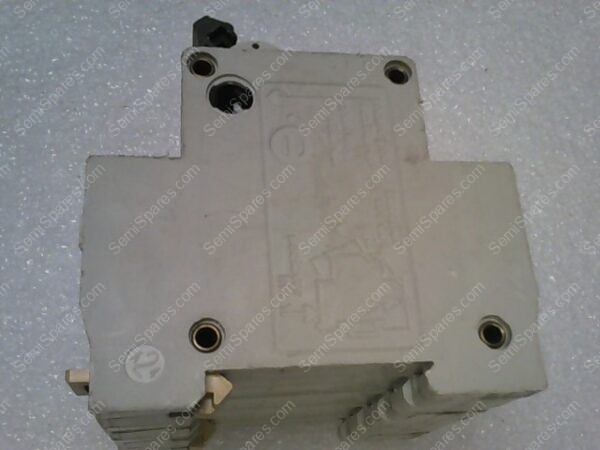 C45N | CIRCUIT BREAKER 4 POLE, 15A, 415V~ 50/60HZ - Image 3