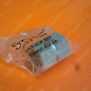 SL-8213-00 | VCR,DOUBLE FEMALE UNION,PN SS-8-VCR-6-DF