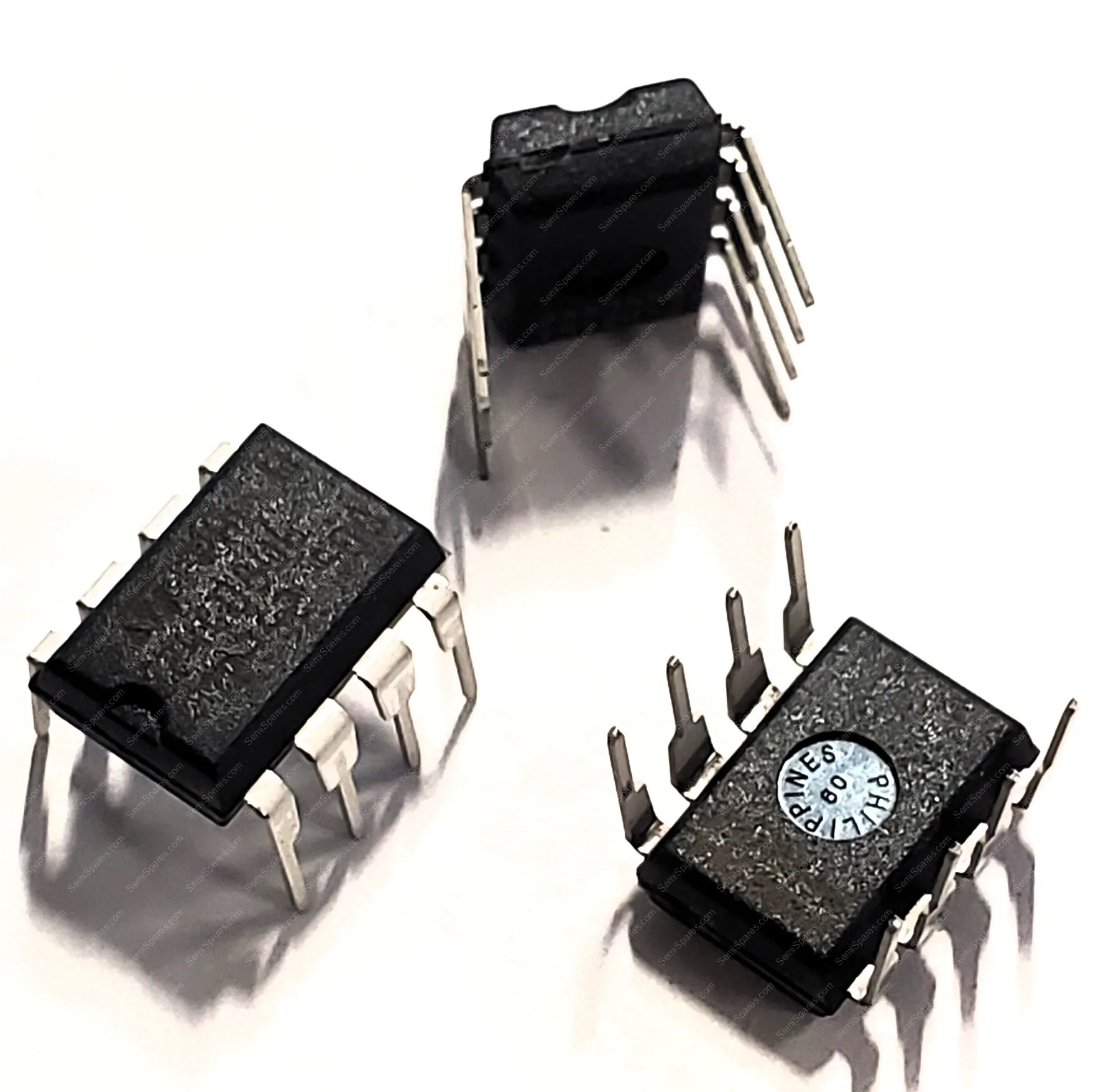 M24C08-WBN6 | EEPROM MEMORY IC 8KBIT 12C 400 KHZ 900 NS 8-PDIPT NON VOLATILE 2.5V-5.5V THROUGH HOLE - Image 3