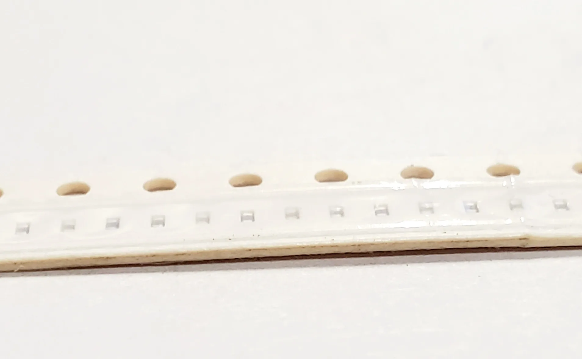 C0402C104K8PAC7867 | CAP CER 0.1UF 10V X5R 0402 - Image 3