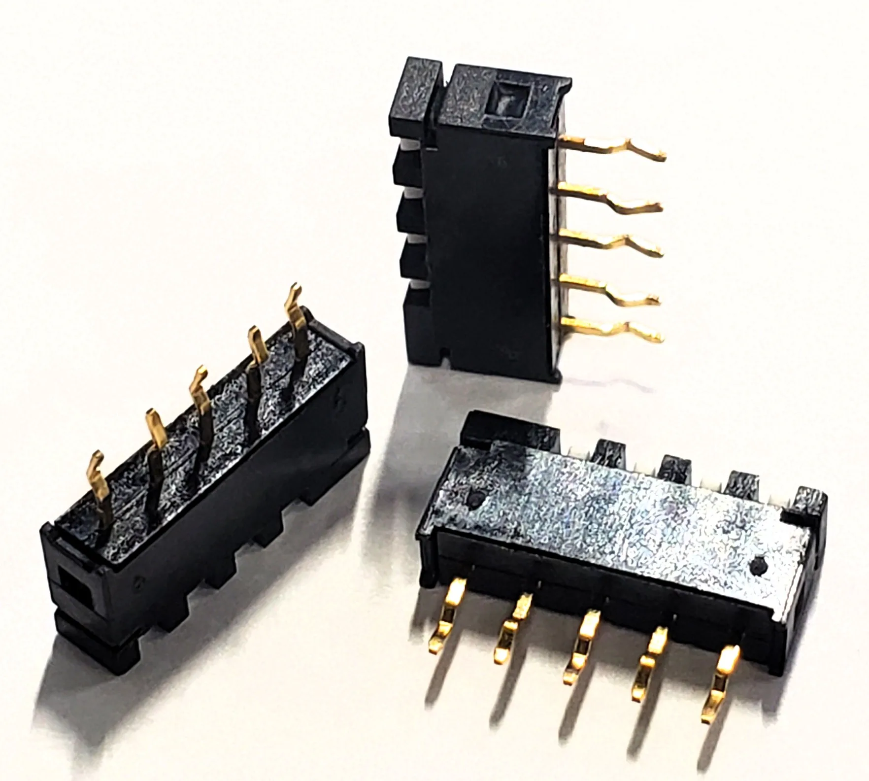 SPA04B | DIP SWITCH SPST 4 POSITION THROUGH HOLE SLIDE (STANDARD) ACTUATOR 10MA 20VDC FLUSHED RECESSED PC PIN - Image 3