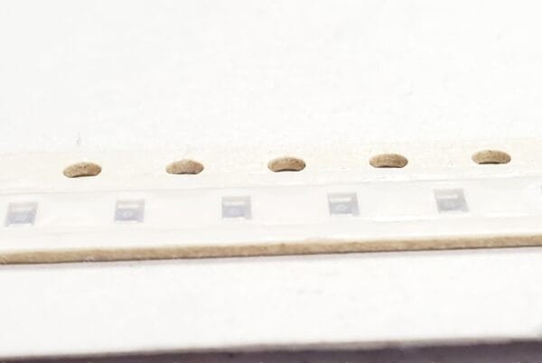 CR0603-J/-000ELF | RES SMD 0 OHM JUMPER 1/10W 0603 MOISTURE RES THICK FILM - Image 3