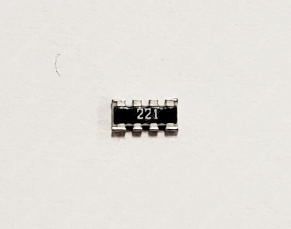 EXB-38V221JV | RES ARRAY 4 RES 220 OHM 1206 CONVEX LONG SIDE TERMINALS