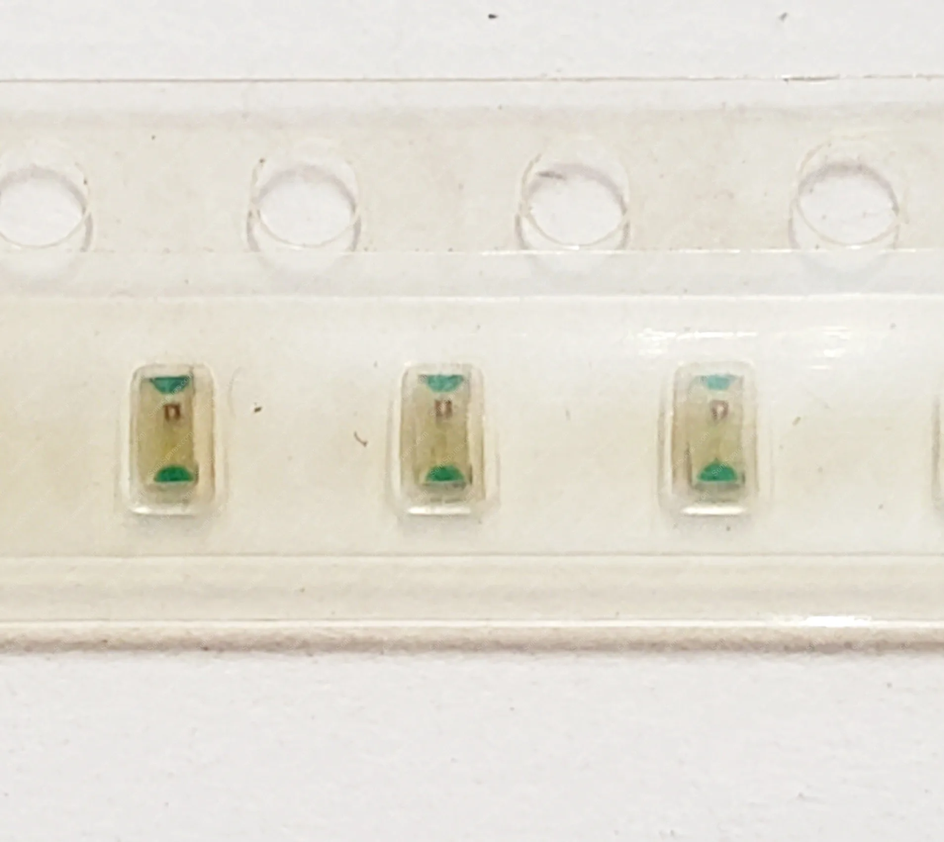 CL-197YG-CD-T | SINGLE COLOR YELLOW GREEN LED DIFFUSED 1.6MM