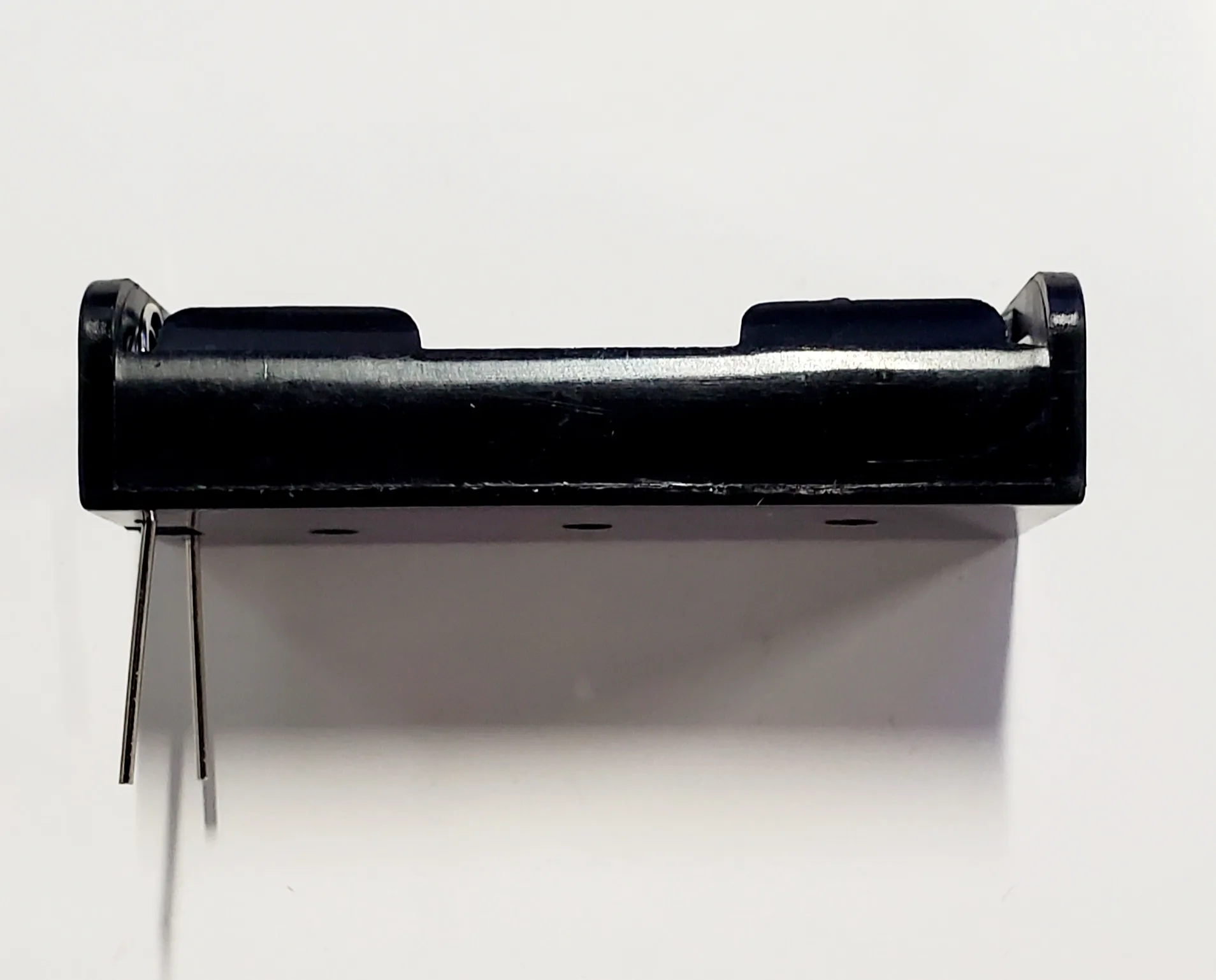 2468 | BATTERY HOLDER AAA 2 CELL PC PIN OPEN CYLINDRICAL THROUGH HOLE - Image 4