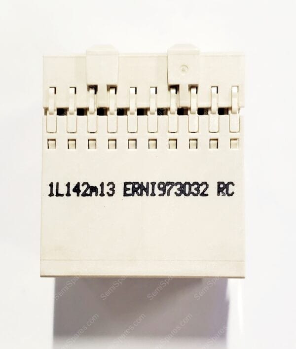 973032 | ZD F 4-10 40POS 120 CONNECTOR RECEPTACLE FEMALE SOCKET THROUGH HOLE RIGHT ANGLE PRESS FIT GOLD - Image 2