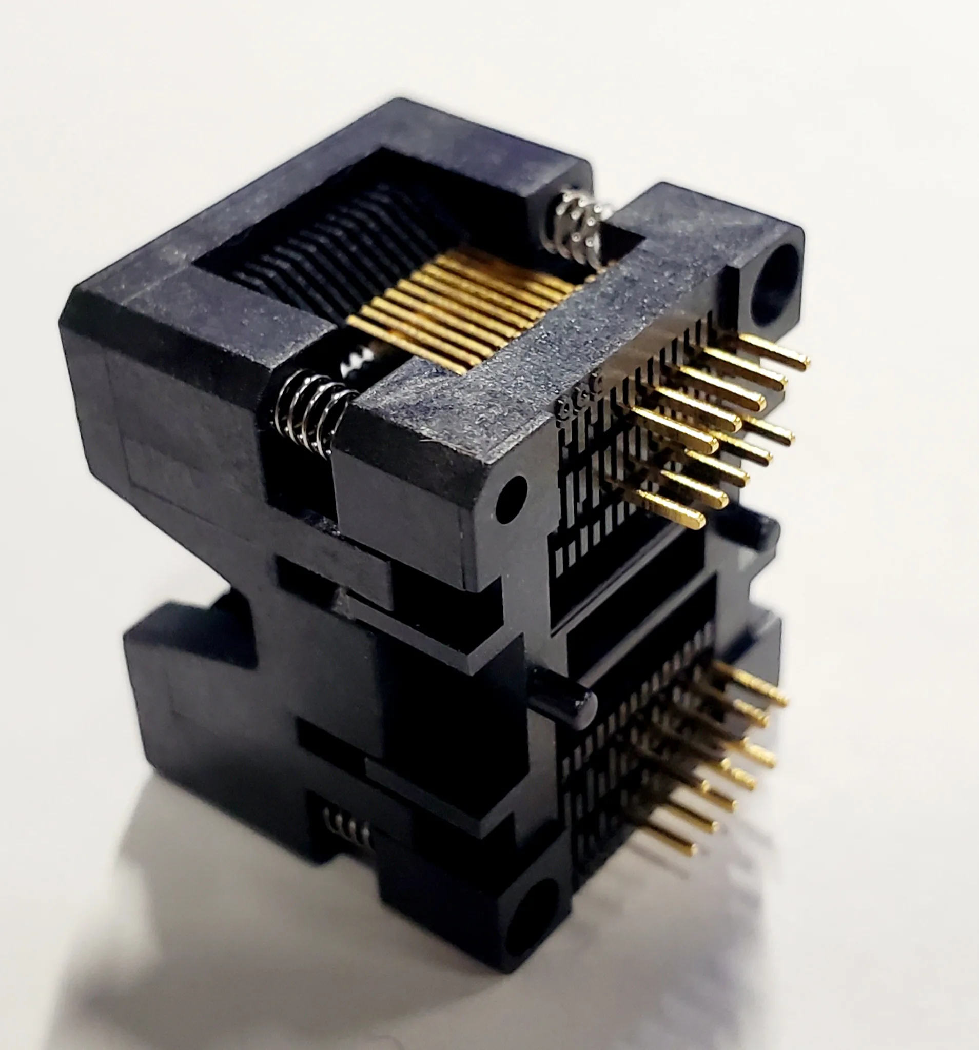 OTS-28-0.65-01 | ENPLAS OTS-28-0.65-01 TEST AND BURN IN SOCKET 28 PINS