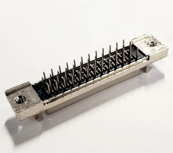 749721-5 | CONN D-TYPE RCPT 50POS VERT SLDR FEMALE SOCKET THROUGH HOLE LATCHBLOCKS - Image 2