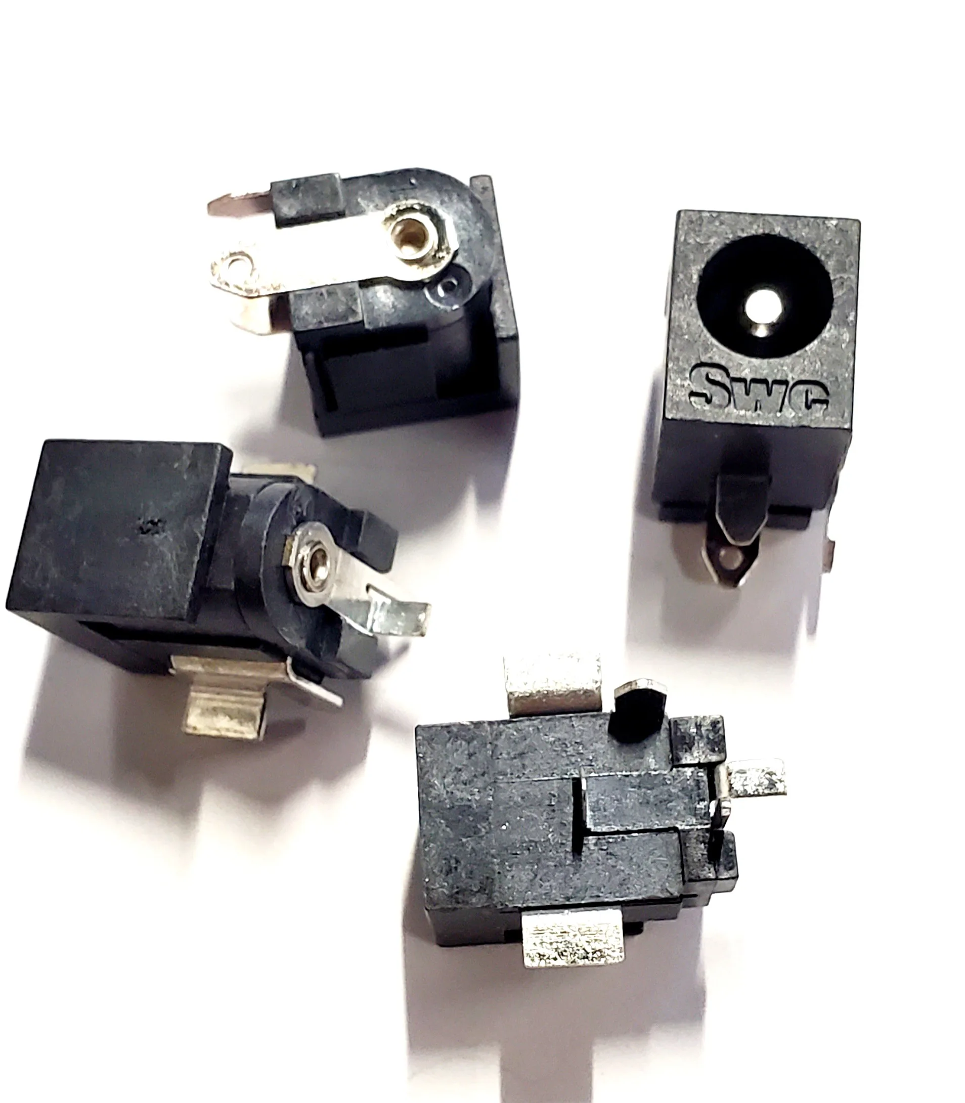 RAPC712 | CONN PWR JACK 2.5X5.5MM SOLDER - Image 4