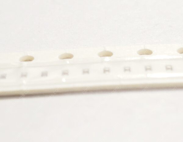 GJM1555C1H2R7CB01D | CAP CER 2.7PF 50V C0G/NP0 0402 - Image 2