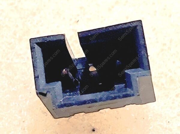 70543-0002 | HEADER VERTICAL 3P SINGLE ROW - Image 2