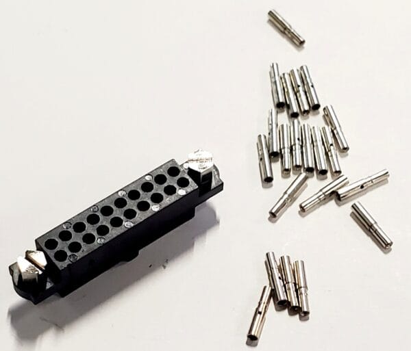 M80-4602042 | 20 POSITION RECTANGULAR RECEPTACLE CONNECTOR CRIMP GOLD 22 AWGFEMALE SOCKET FREE HANGING - Image 3