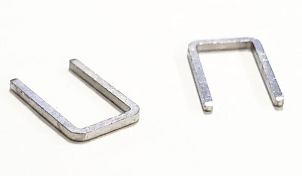 M80-8660422 | CONNECTOR HEADER THROUGH HOLE RIGHT ANGLE 4 POSITION 2.00MM MALE PIN SHROUDED 4 WALL LATCH LOCK 120V - Image 3