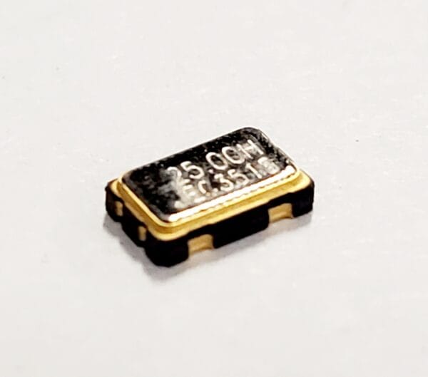 ECS-3518-250-AN | XTAL OSC XO 25.000MHZ HCMOS SMD 1.8V ENALBLE/ DISABLE 4-SMD NO LEAD - Image 3