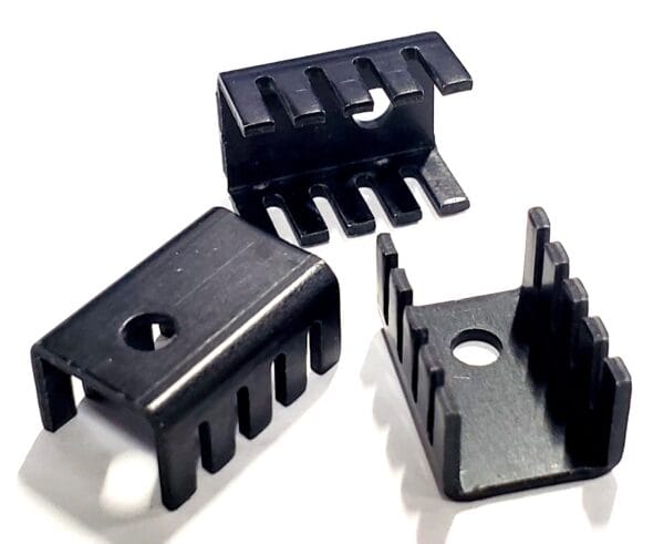 577102B00000G | HEAT SINK TO-220 ALUMINUM 3.0W @80°C BOARD LEVEL BOLT ON RECT. FINS BLACK - Image 3