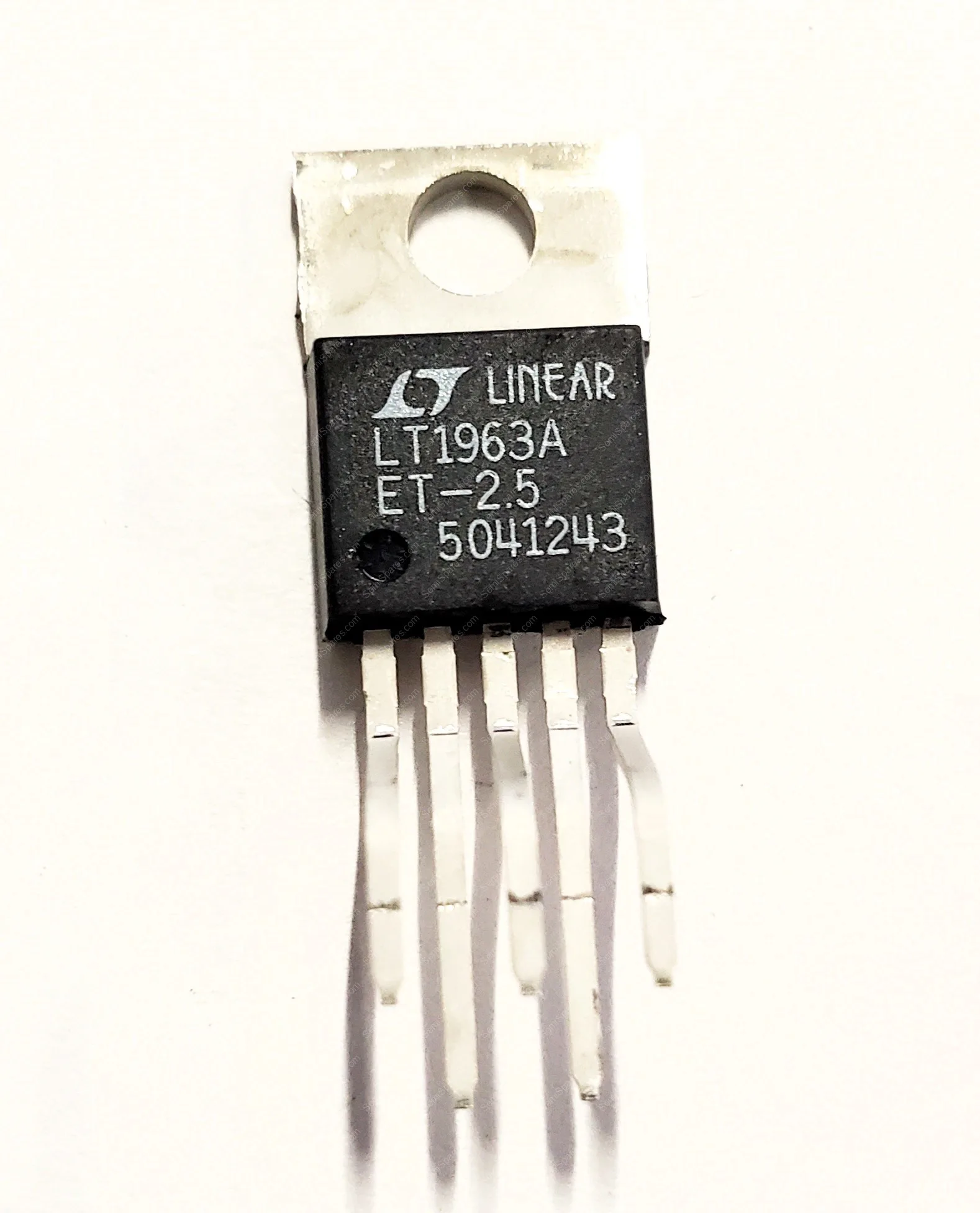 LT1963AET-2.5 | LDO VOLTAGE REGULATOR 1.5A LOW NOISE FAST TRANSIENT RESPONSE THROUGH HOLE TO-220-5 2.5V OUTPUT