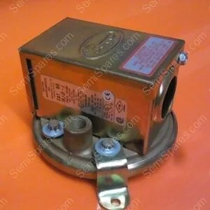 MS-0165-00 | SWITCH, SPDT AIR PSI, 480V 15A,026062,UV2