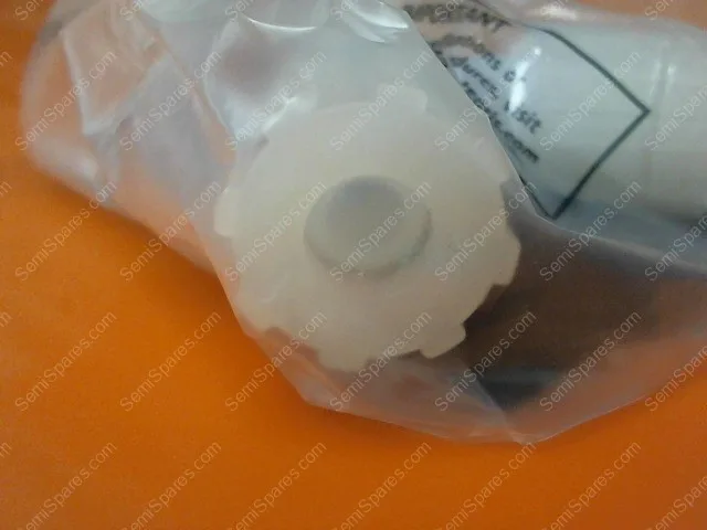 ZZ-3430-00 | TEE, 3/8 FLR, PFA, UT6FN-1, 132-30233-000 - Image 3