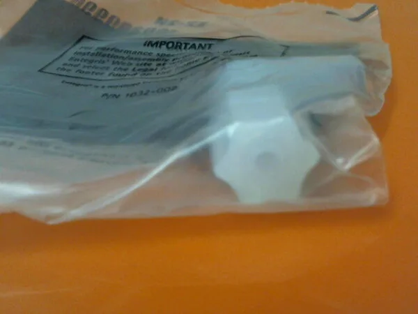 ZZ-3602-00 | FLUOROWARE, E2-2N, ELBOX ADAPTER, 1/8" NPTMX X 1/8" OD TUBE TFE - Image 4