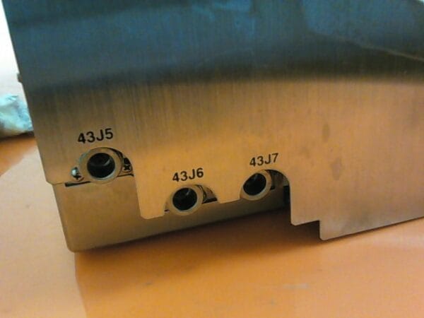 853-017160-002 | ASSY,ENCLOSURE,REAR EMO/RFSW/D - Image 5