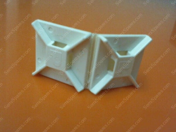 686-005230-001 | CABLE  TIE MOUNT 4-WAY ADH - Image 4