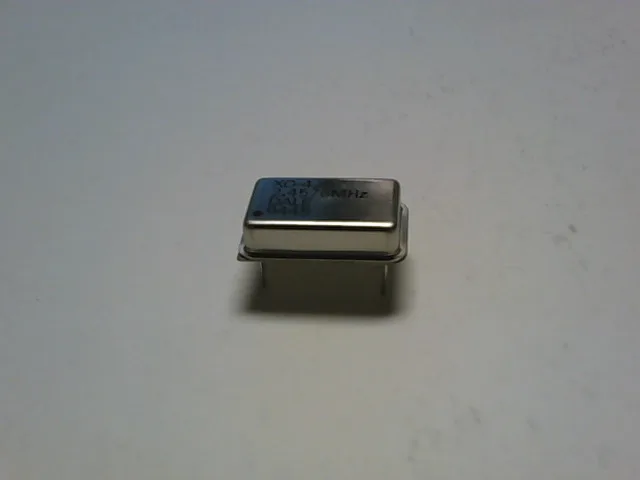2.4576MHZ| CRYSTAL OSCILLATOR TTL OUTPUT| DALE XO-43B / FOX F1100E - Image 3