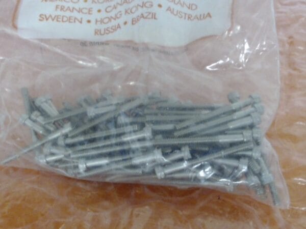 SC-3190-00 | SCREW,NON-VENTED,5-32X1,5,6C150SHCS - Image 2